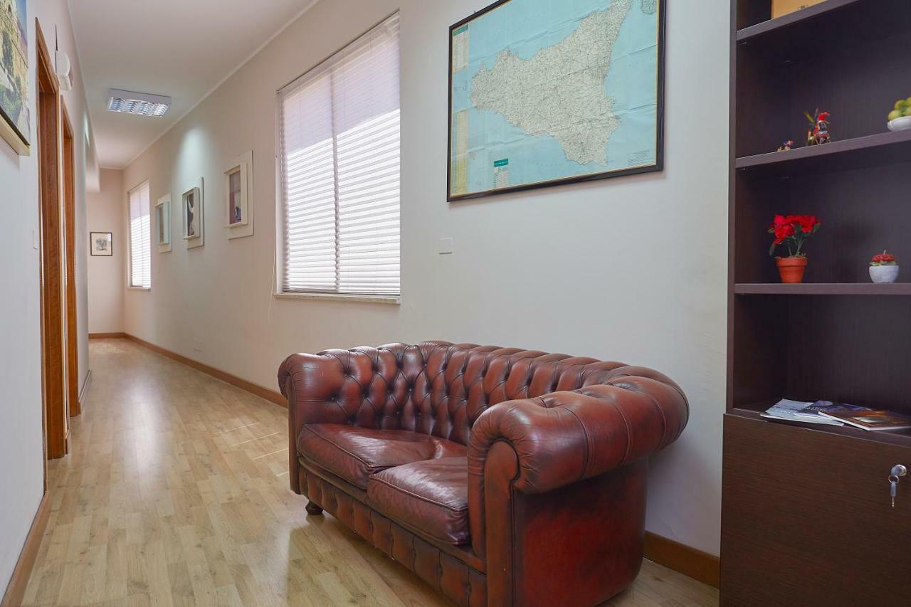 Sturzo 44 Bed & Breakfast Palermo Ngoại thất bức ảnh